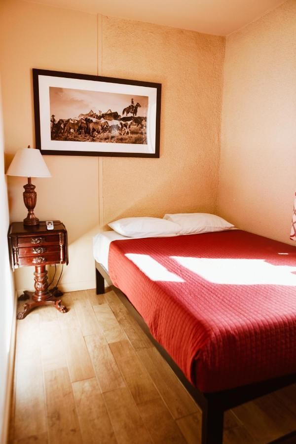 Old Brewery Hostel Tonopah Esterno foto