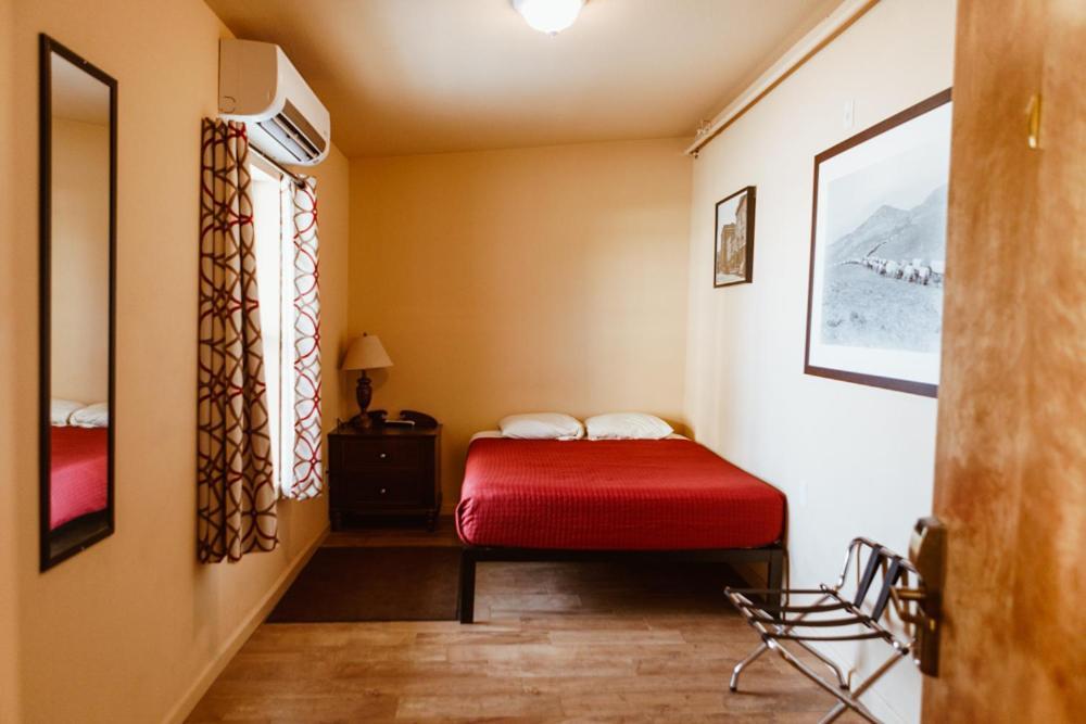 Old Brewery Hostel Tonopah Esterno foto